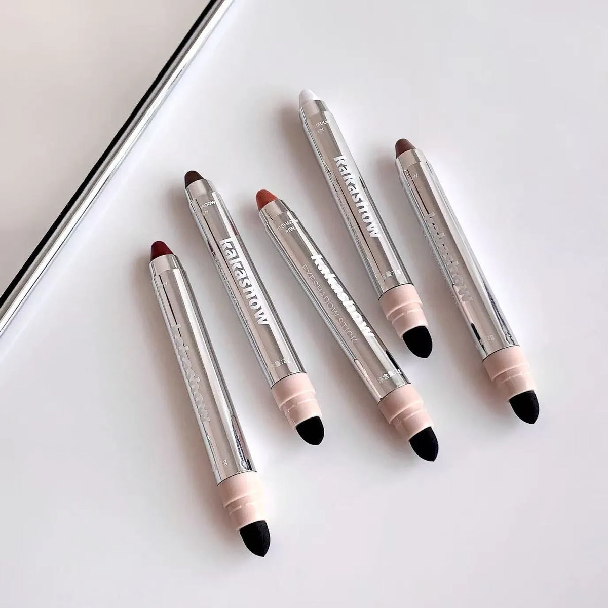 Metallic Glitter Eyeshadow Stick Matte Red Waterproof Shimmer Lying Silkworm Long Lasting High Gloss Pearlescent Eyeshadow Pen